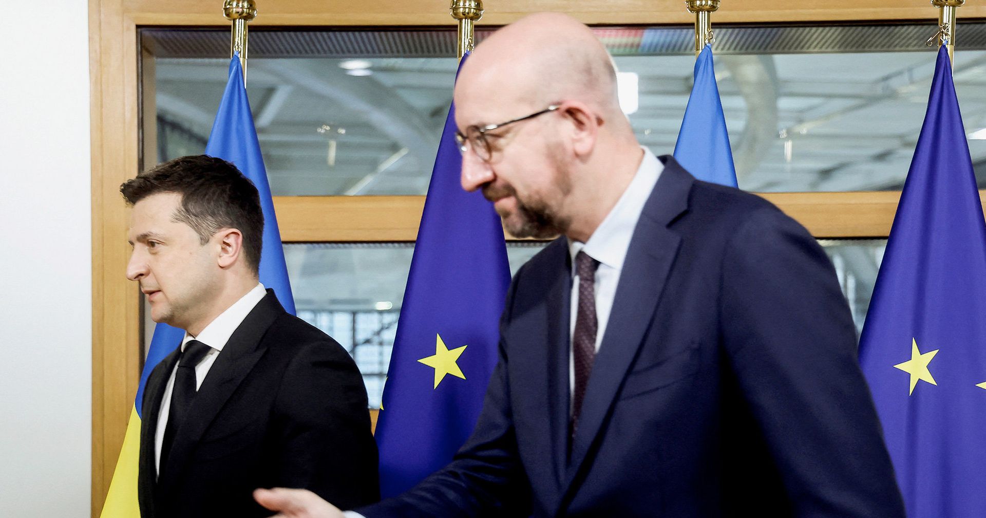 Президент Европейского Совета Шарль Мишель и президент Украины Владимир Зеленский - ИноСМИ, 1920, 17.12.2021